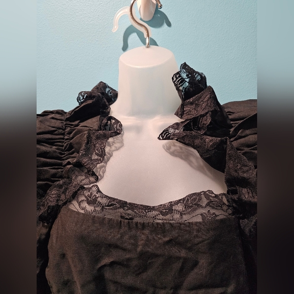 SELKIE CAVIAR DUCHESS SUGARFRILL DRESS IN BLACK - Picture 8 of 8